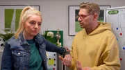 Als Nora sich weigert, sich an Ellas F&uuml;hrerschein zu beteiligen, bezahlt Bruno ihn und macht Ella &uuml;bergl&uuml;cklich. Nora wirft Bruno daraufhin vor, sich auf ihre Kosten als Super‑Dad zu profilieren.