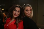 Umi (l.); Cherry Healey (r.)