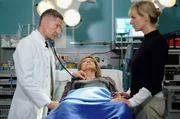 Lea Peters und ihre Mutter Christiane haben einen Streit, w&auml;hrend Dr. Kaminski erkl&auml;rt, dass Christiane nicht nach Amerika abreisen kann.