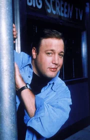 2. Staffel: Doug Heffernan (Kevin James)