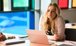 Tessa (Josephine Langford)