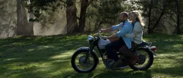 L-R: Danny (Jason Statham), Anne (Yvonne Strahovski)