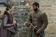 Margaret Beaufort (Harriet Walter, l.); Oviedo ( Aaron Cobham, r.) Margaret Beaufort (Harriet Walter, l.); Oviedo ( Aaron Cobham, r.)