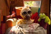 Nun ist Lotti (Heide Evers) kein Stinkewurm mehr! Sie ist gespannt, ob der Schmetterling-Trick auch die kritische Eulalia (Ivana Sajevi?) überzeugt. Nun ist Lotti (Heide Evers) kein Stinkewurm mehr! Sie ist gespannt, ob der Schmetterling-Trick auch die kritische Eulalia (Ivana Sajevi?) überzeugt.