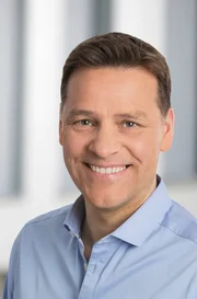 ARD-Buffet - leben & genie&szlig;en - Holger Wienpahl. Ratgebermagazin mit Rezepten und Tipps rund um das allt&auml;gliche Leben. ARD-Buffet-Moderator Holger Wienpahl.