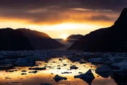 Gletscher vom Fjord aus.