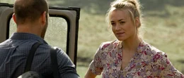 L-R: Danny (Jason Statham), Anne (Yvonne Strahovski)