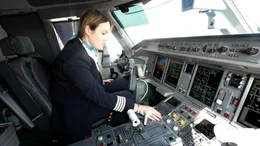 Esther Vierra, Flugkapit&auml;nin Peoples.