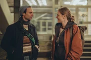 Eine unterschiedliche Einstellung zum Thema Kinder kann das Ende einer Beziehung bedeuten. Fritzi (Llewellyn Reichman, r.) und Jan (André Kaczmarczyk, l.) finden wieder zueinander. Eine unterschiedliche Einstellung zum Thema Kinder kann das Ende einer Beziehung bedeuten. Fritzi (Llewellyn Reichman, r.) und Jan (André Kaczmarczyk, l.) finden wieder zueinander.