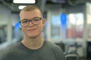 Der 21-jährige Max Bronnert aus Karlsruhe hat neue Lebensqualität durch das Medikament “Kaftrio” bekommen. Der 21-jährige Max Bronnert aus Karlsruhe hat neue Lebensqualität durch das Medikament “Kaftrio” bekommen.