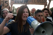 Wenn Menschen f&uuml;r mehr Freiheit f&uuml;r alle protestieren, dann ist das ein gutes Zeichen. Denn eine Demokratie braucht Protestbewegungen, sagt die Philosophin Sandra Laugier.