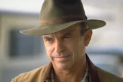 Dr Alan Grant (Sam Neill)