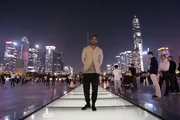 Der britische Schauspieler und Filmemacher Reggie Yates in Shenzhen, China Der britische Schauspieler und Filmemacher Reggie Yates in Shenzhen, China