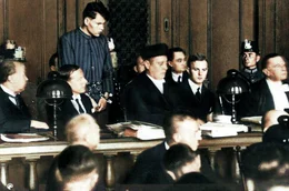 Die Vernehmung des Hauptbeschuldigten Marinus van der Lubbe im Prozess um den Reichstagsbrand