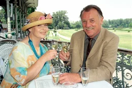 Ursula Karusseit (Ilse K&ouml;nig), Franz Buchrieser (Georg Grasser).