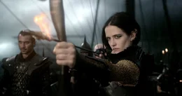 Sie f&uuml;hrt die Truppen der Perser im Krieg gegen Griechenland an: die selbst aus Griechenland stammende Artemisia (Eva Green) ...