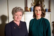 Miss Marple und Pat Fortescue.