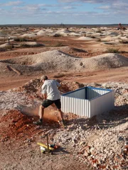 Isaac Andreou, his sister Sofia and her friend Chris Daff are helping an experienced opal prospector a thousand kilometers to the east.