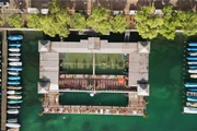 Z&uuml;rcher Frauenbadeanstalt in der Limmat