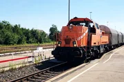 G&uuml;terzug im Bahnhof Mengen. Mehrmals in der Woche f&auml;hrt ein G&uuml;terzug die Werke der Firma Tegometall in Krauchenwies und Sauldorf an. Dem G&uuml;terverkehr ist es zu verdanken, dass die Strecke heute reaktiviert werden kann.