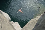 Sprung in die Maggia