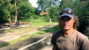 Bekannt wie ein bunter Hund auf Fischland, Darß und Zingst: Jens Lochmann - Holzbootbauer und Fan historischer Boote. Bekannt wie ein bunter Hund auf Fischland, Darß und Zingst: Jens Lochmann - Holzbootbauer und Fan historischer Boote.
