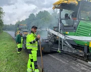 Asphalt Works, close witz worker Asphalt Works, close witz worker