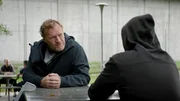 Wisting (Sven Nordin) befragt Daniel (Kristian Repshus) im Gef&auml;ngnis.