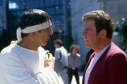 Spock (Leonard Nimoy, l.) h&ouml;rt sich Kirks (William Shatner, r.) neuesten Plan eher skeptisch an.