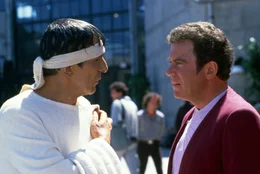 Spock (Leonard Nimoy, l.) h&ouml;rt sich Kirks (William Shatner, r.) neuesten Plan eher skeptisch an.