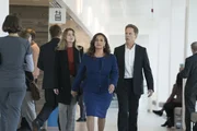 (v.l.n.r.) Dr. Meredith Grey (Ellen Pompeo); Dr. Catherine Avery (Debbie Allen); Dr. Thomas Koracick (Greg Germann)