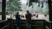 Karin Lossow (Katrin Sass) und Dr. Brunner (Max Hopp) tauschen sich &uuml;ber die Ereignisse aus.