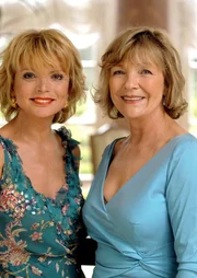 Ein wildes Duo: Vera (Uschi Glas, li.) mit ihrer Freundin Amelie (Gila von Weitershausen).