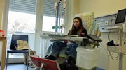 Jana in der Klinik während der Bluttransfusion. Jana in der Klinik während der Bluttransfusion.