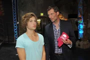 Aleander (Clemens L&ouml;hr) m&ouml;chte von Zac (Jascha Rust) wissen, was er ihm verheimlicht.