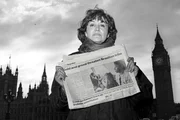 Portr&auml;t von Claudia Andujar in London.
