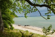 Ein wilder Strandabschnitt im kleinsten deutschen Nationalpark - dem Jasmund-Nationalpark