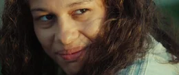 Julia (Julie Ledru).