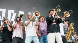 Die Band "Querbeat" (Archivfoto, "Summerjam", K&ouml;ln, Juli 2023)