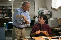L-R: Walter 'Robby' Robinson (Michael Keaton), Matt Carroll (Brian d'Arcy James).