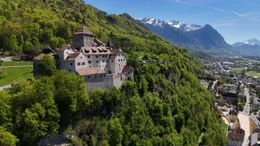 Schloss Vaduz ist seit 1938 der Wohnsitz der F&uuml;rstenfamilie Liechtenstein.