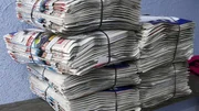 Bildunterschrift: Papierfasern k&ouml;nnen bis zu sieben Mal wiederverwendet werden. Zudem wird bei der Herstellung von Altpapier erheblich weniger Wasser und Energie verbraucht im Vergleich zur Herstellung von Frischfaserpapier.