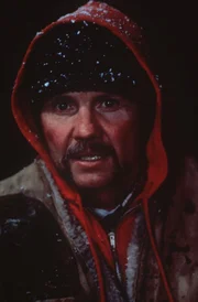 Manny (Jon Voight)
