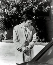 Peter Falk (Insp. Columbo). Peter Falk (Insp. Columbo).