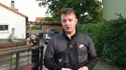 Jonas (21) einen Immobilienmakler beauftragt, um die Wohnungssuche voranzutreiben.