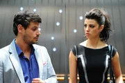 Wird Luca (Manuel Cortez, l.) Carla (Sarah M&uuml;hlhause, r.), das Geld geben, dass sie f&uuml;r Sandra und Frank ben&ouml;tigt?
