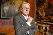 Harald Krassnitzer (Dr. Schmiderer).