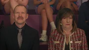 Mr Holt und Tante Fildelma sind irritiert von Aoifes Show Mr Holt und Tante Fildelma sind irritiert von Aoifes Show