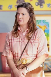 Zoe Perry (Mary Cooper). Zoe Perry (Mary Cooper).
