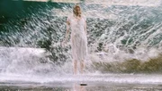 Genie&szlig;t Thailand in vollen Z&uuml;gen, bis sie wegen Drogenschmuggels verhaftet wird: Bridget (Ren&eacute;e Zellweger) ...